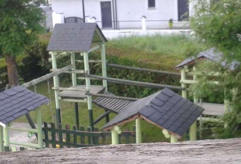 호텔 Espace Pyrénées Loisirs Campsite