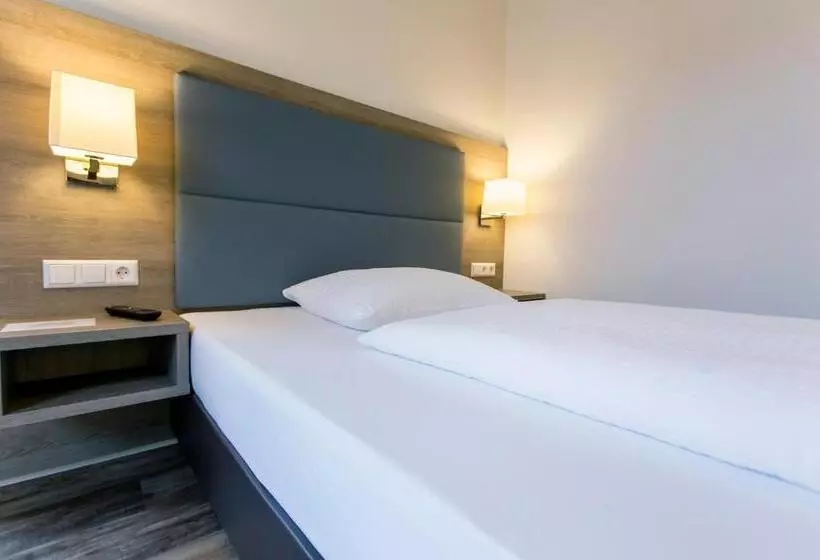 Hotelli Holzscheiter