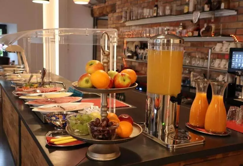 Hotelli Holzscheiter