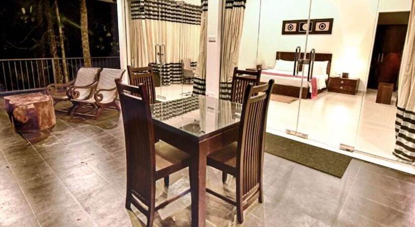 בית מלון כפרי Kuruwita Retreat