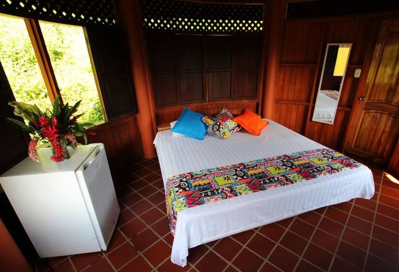 Otel Nautilos Trigana