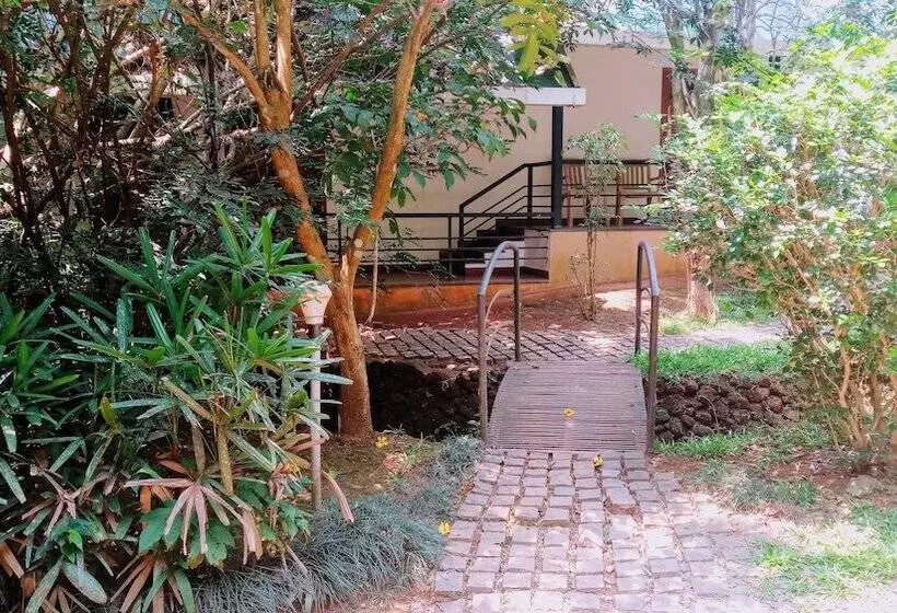 Hotelli Vythiri Greens Resort