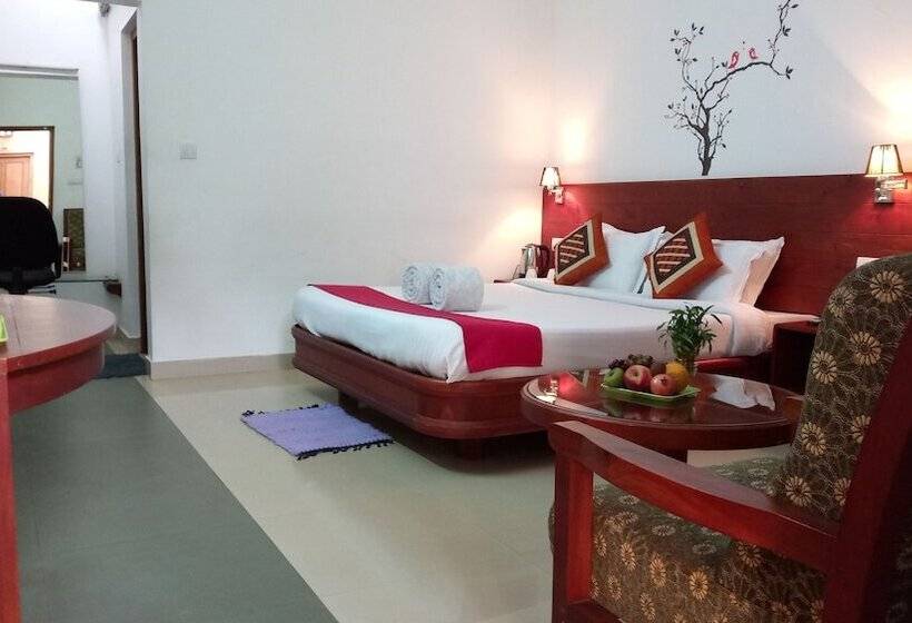 בית מלון כפרי Vythiri Greens Resort