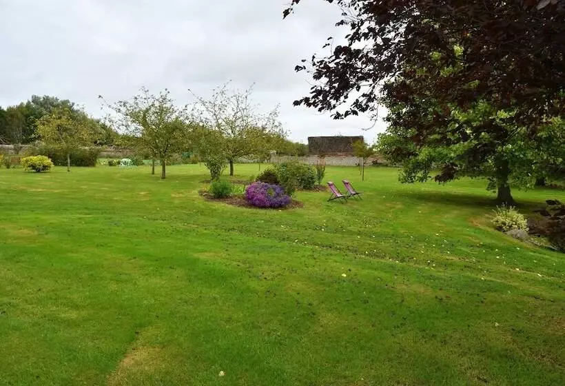 Majatalo Le Clos Des Pensées