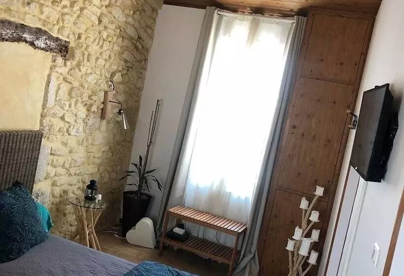 Majatalo Nico Zen Home