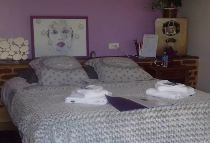 Aamiaismajoitus (B&B) Chez Arnaud Et Emilie