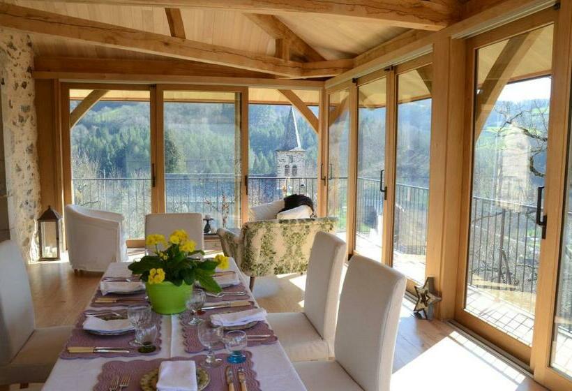 ベッドアンドブレックファースト Le Couvent