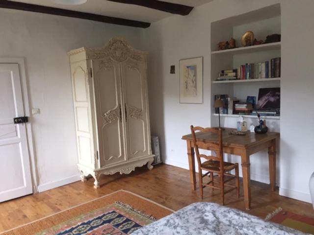 ベッドアンドブレックファースト Le Couvent