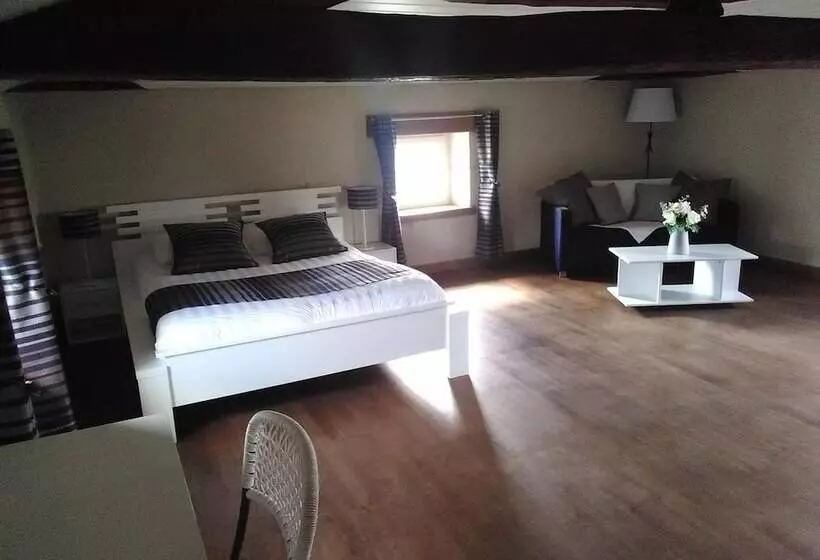 Aamiaismajoitus (B&B) Le Marais Picotin