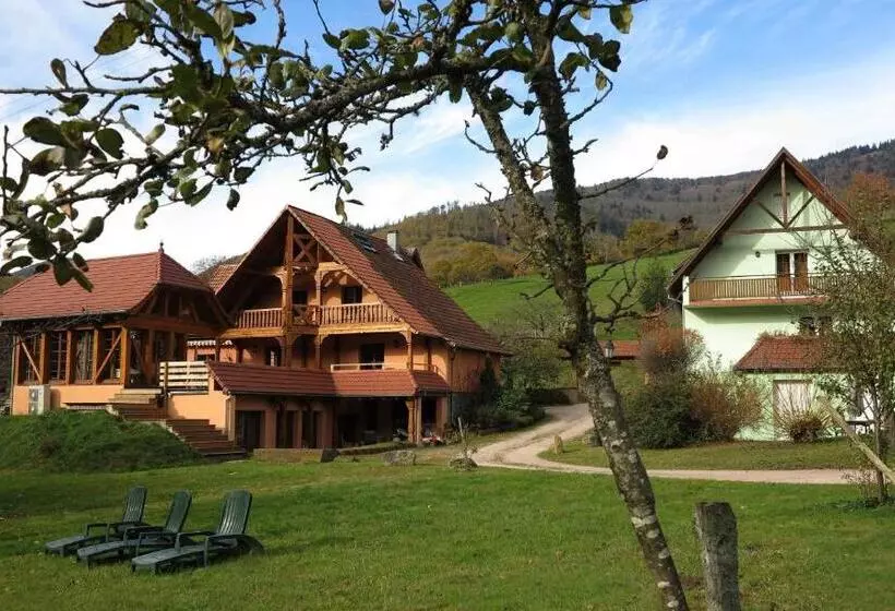 Aamiaismajoitus (B&B) Maison D Hôtes La Cerisaie