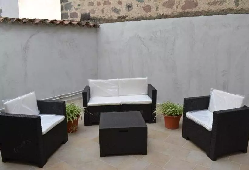 ベッドアンドブレックファースト Olaspri