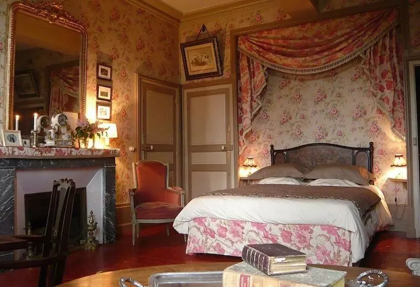 Aamiaismajoitus (B&B) Une Maison De Famille