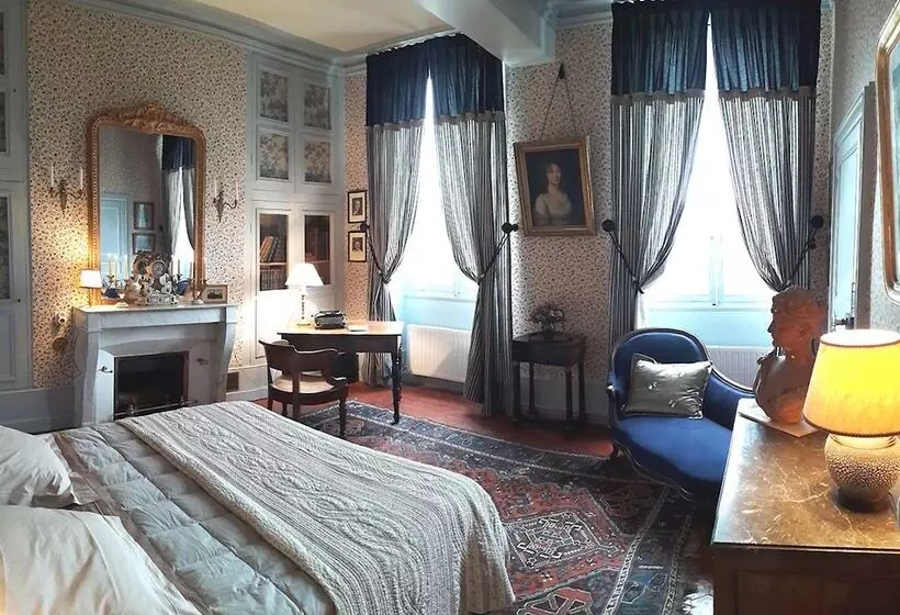 Aamiaismajoitus (B&B) Une Maison De Famille
