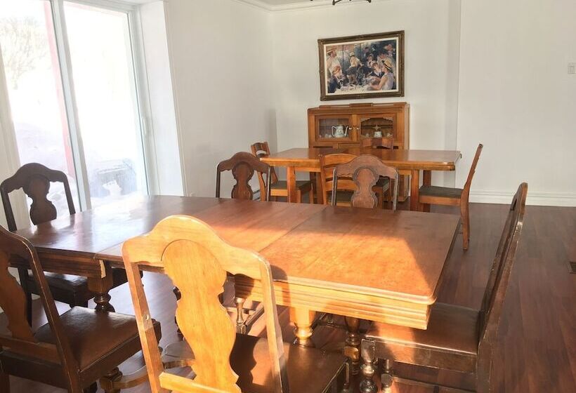 فندق فئة نجمة واحدة Auberge Au Toit Rouge