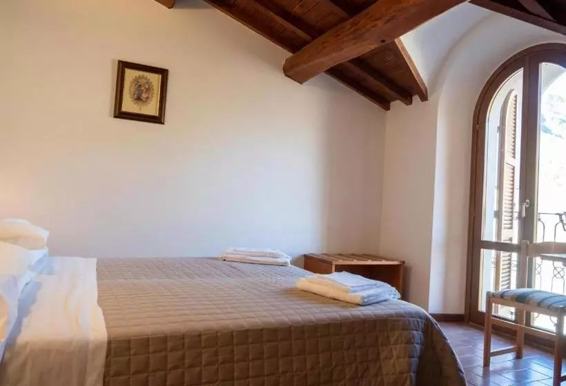 Hotelli Albergo Ristorante Terme