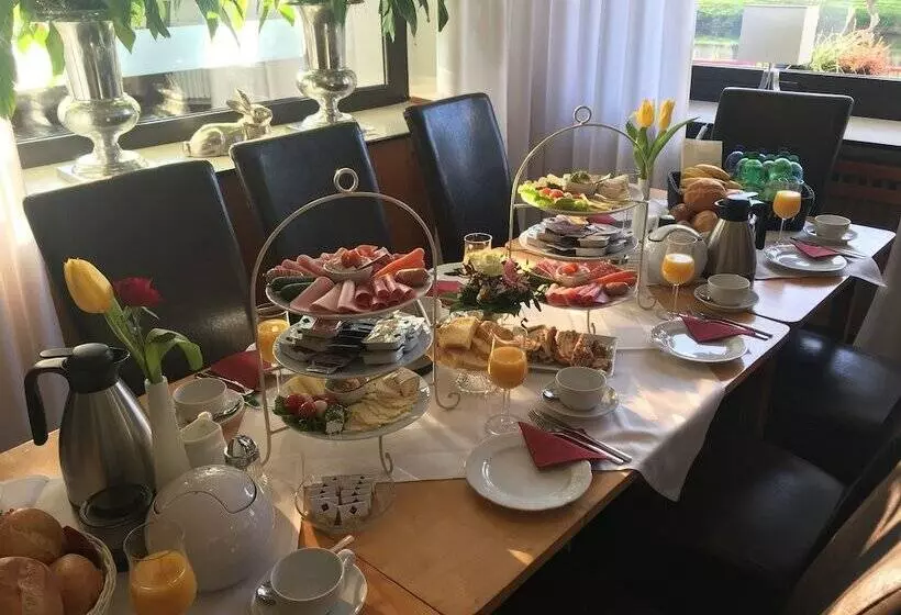 Hotelli Am Goetheberg