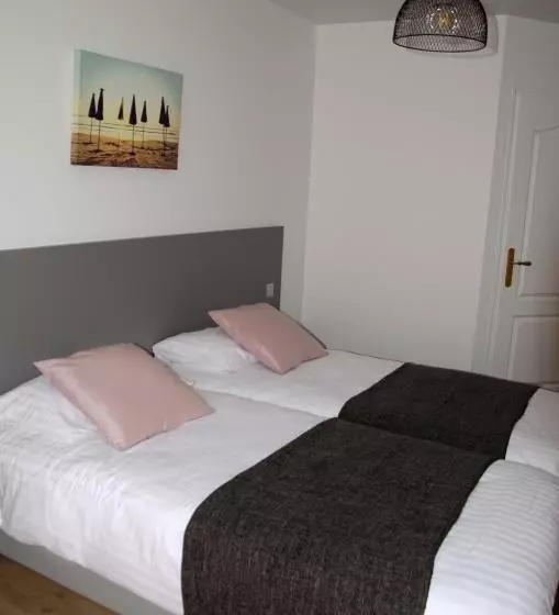 ホテル Aux Rochers De L Ocean