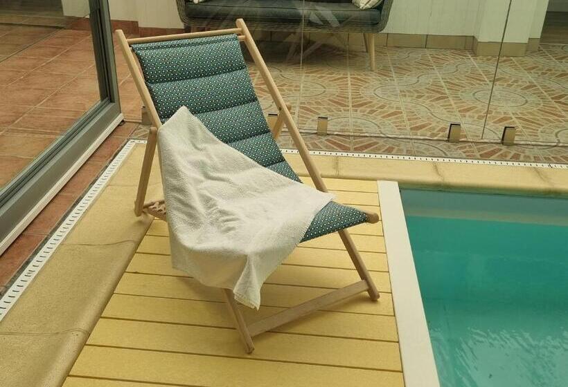 בית מלון כפרי Aux Rochers De L Ocean