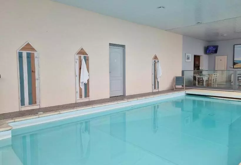 ホテル Aux Rochers De L Ocean