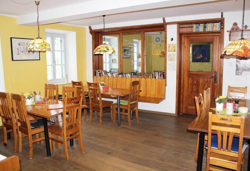 فندق Deutsches Haus