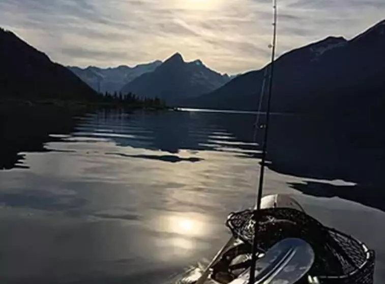 Hotelli Fortress Lake Wilderness Retreat