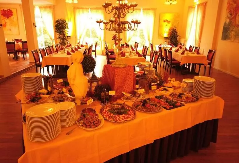 ホテル Klausdorfer Hof