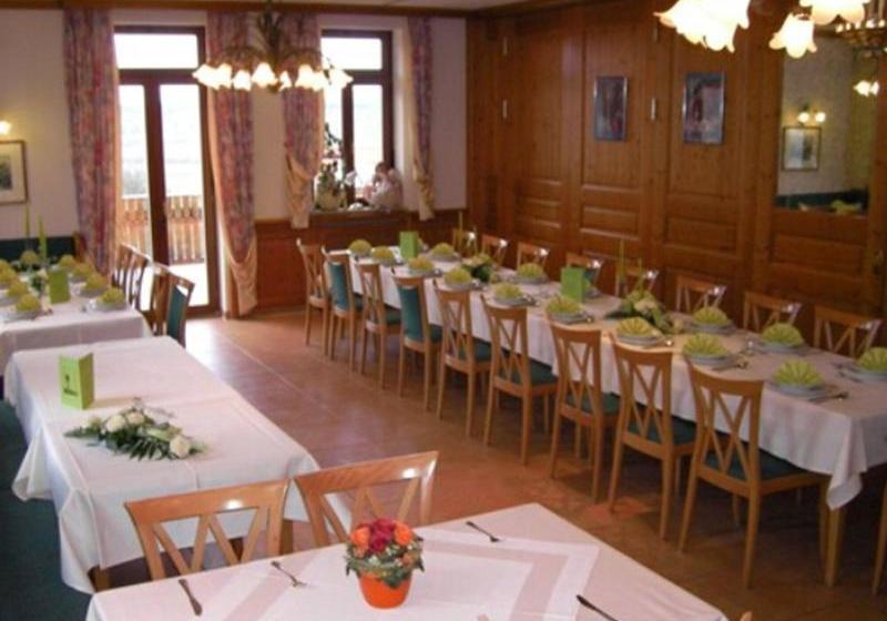 Отель Landgasthof Schrüfer