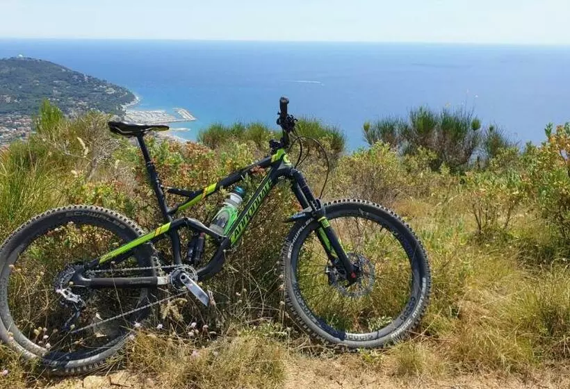 田舎風ホテル Un Posto Al Sole