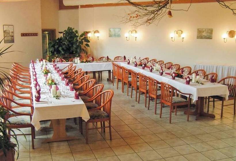 Отель Zur Werra