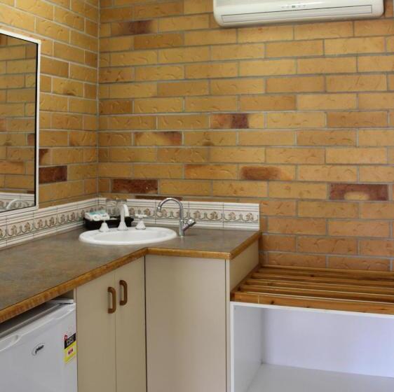 モーテル Copper Country Motor Inn