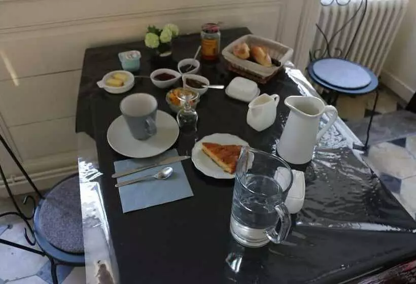 Majatalo L  échappée