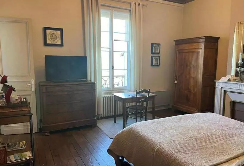 ペンション Les Tuileries De Chanteloup