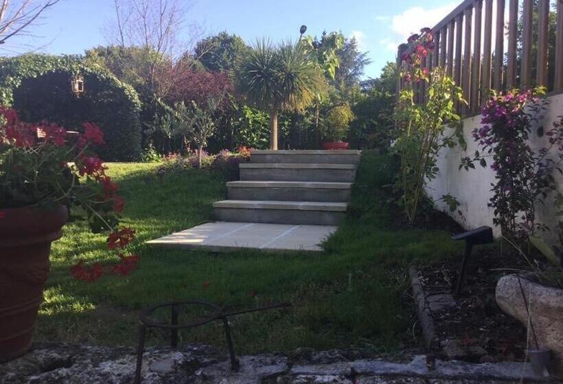 פנסיון Les Tuileries De Chanteloup