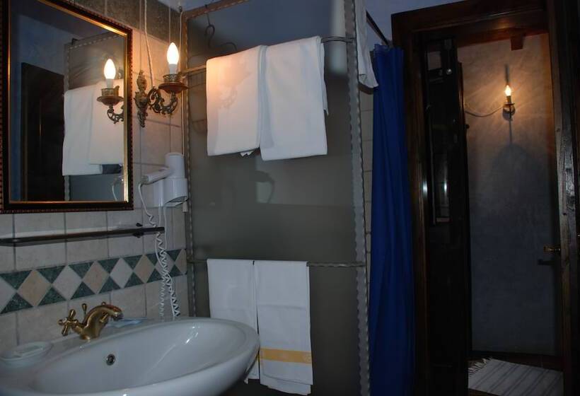 ペンション Rifugio Della Rocca