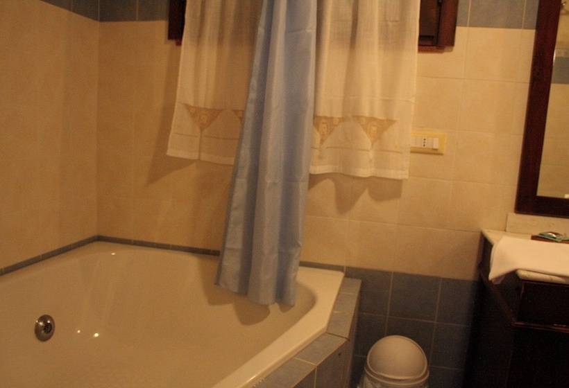 ペンション Rifugio Della Rocca