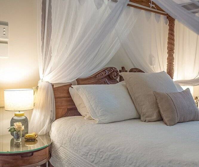 Sanctuary In The Pocket