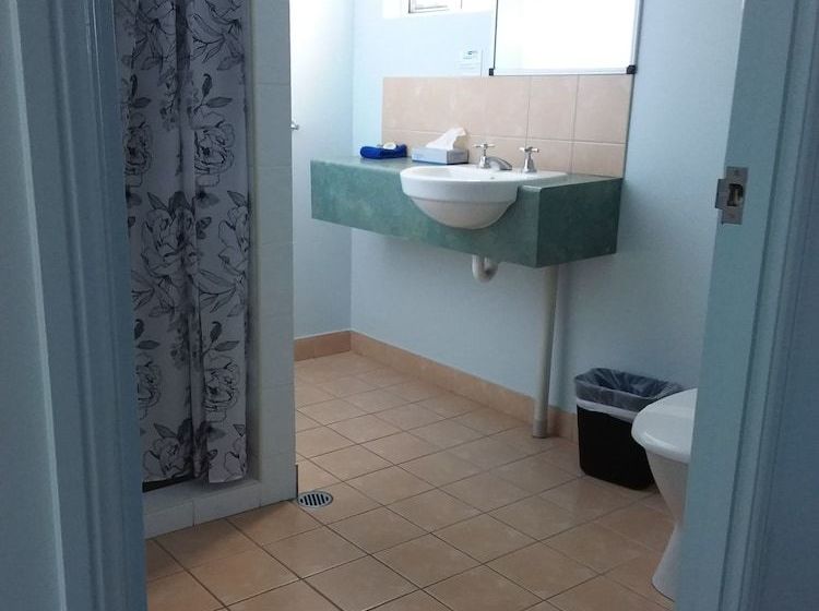 Ti Motel Torres Strait