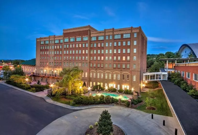 Carnegie Hotel & Spa