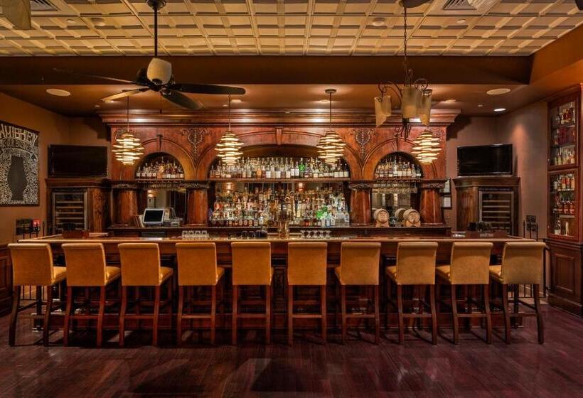 Carnegie Hotel & Spa