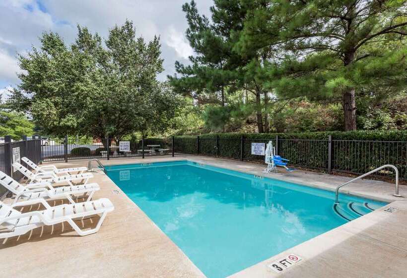 בית מלון כפרי Baymont By Wyndham Greenwood