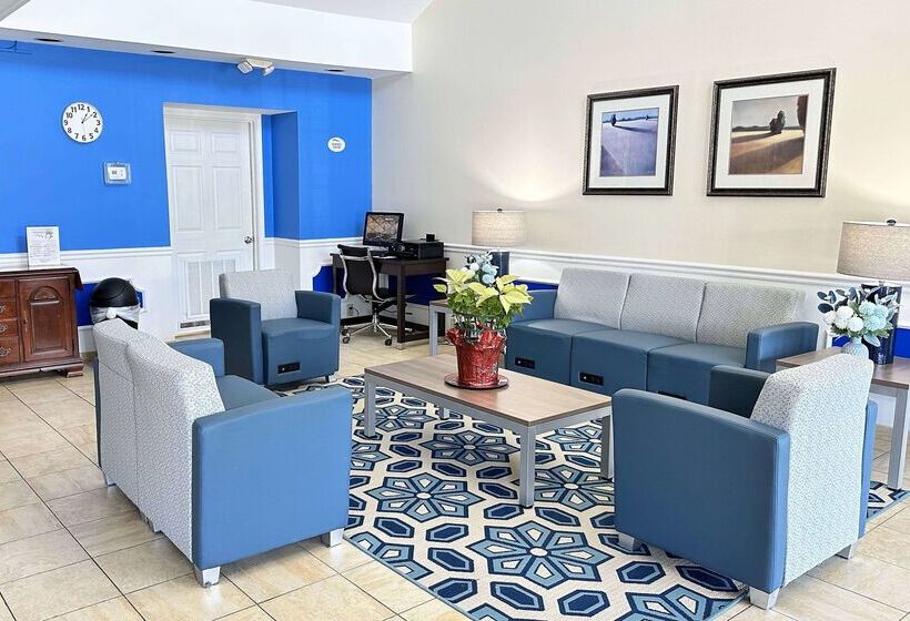 בית מלון כפרי Baymont By Wyndham Greenwood