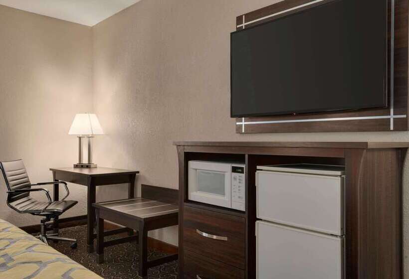 酒店 Baymont By Wyndham Muncie Near Ball State University