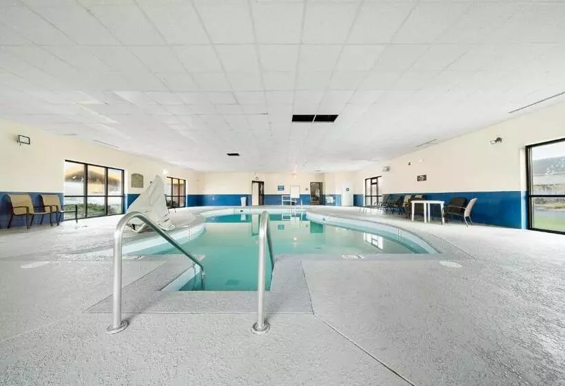 هتل Baymont By Wyndham Muncie Near Ball State University