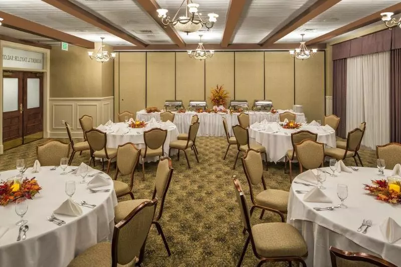 Carnegie Hotel & Spa