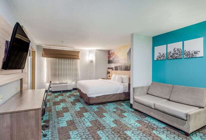 فندق Clarion Pointe Wake Forest   Raleigh North