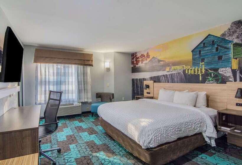 فندق Clarion Pointe Wake Forest   Raleigh North