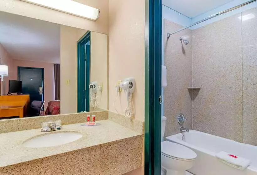 ホテル Econo Lodge