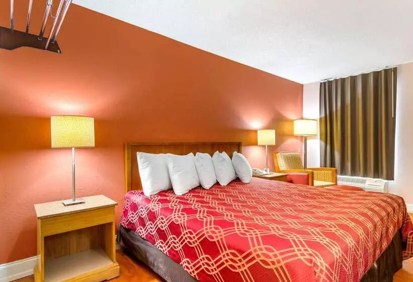 ホテル Econo Lodge