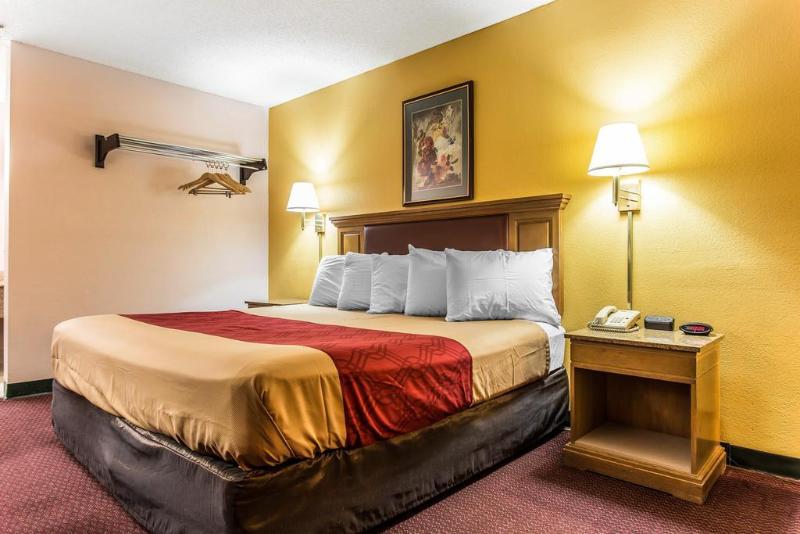 هتل Econo Lodge