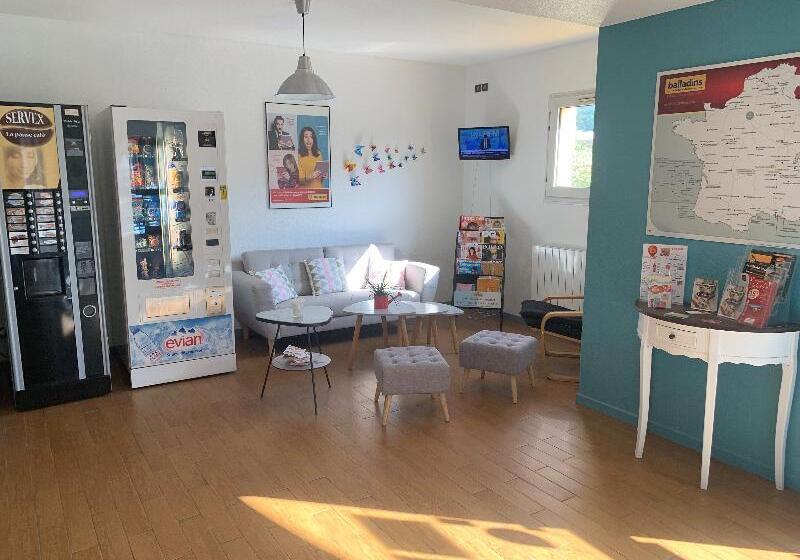 فندق Initial By Balladins Tours Sud